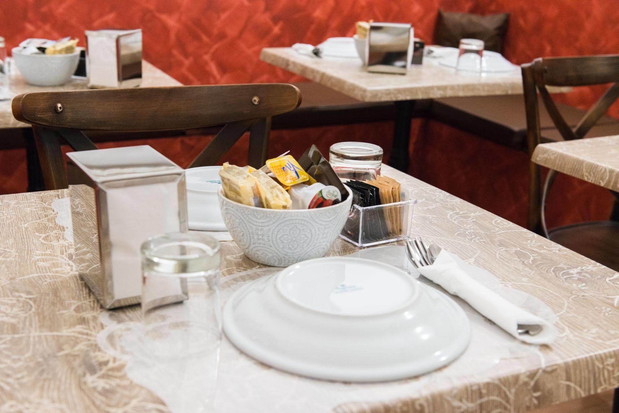 Bed and Breakfast Domus Capilupi Roma Exterior foto