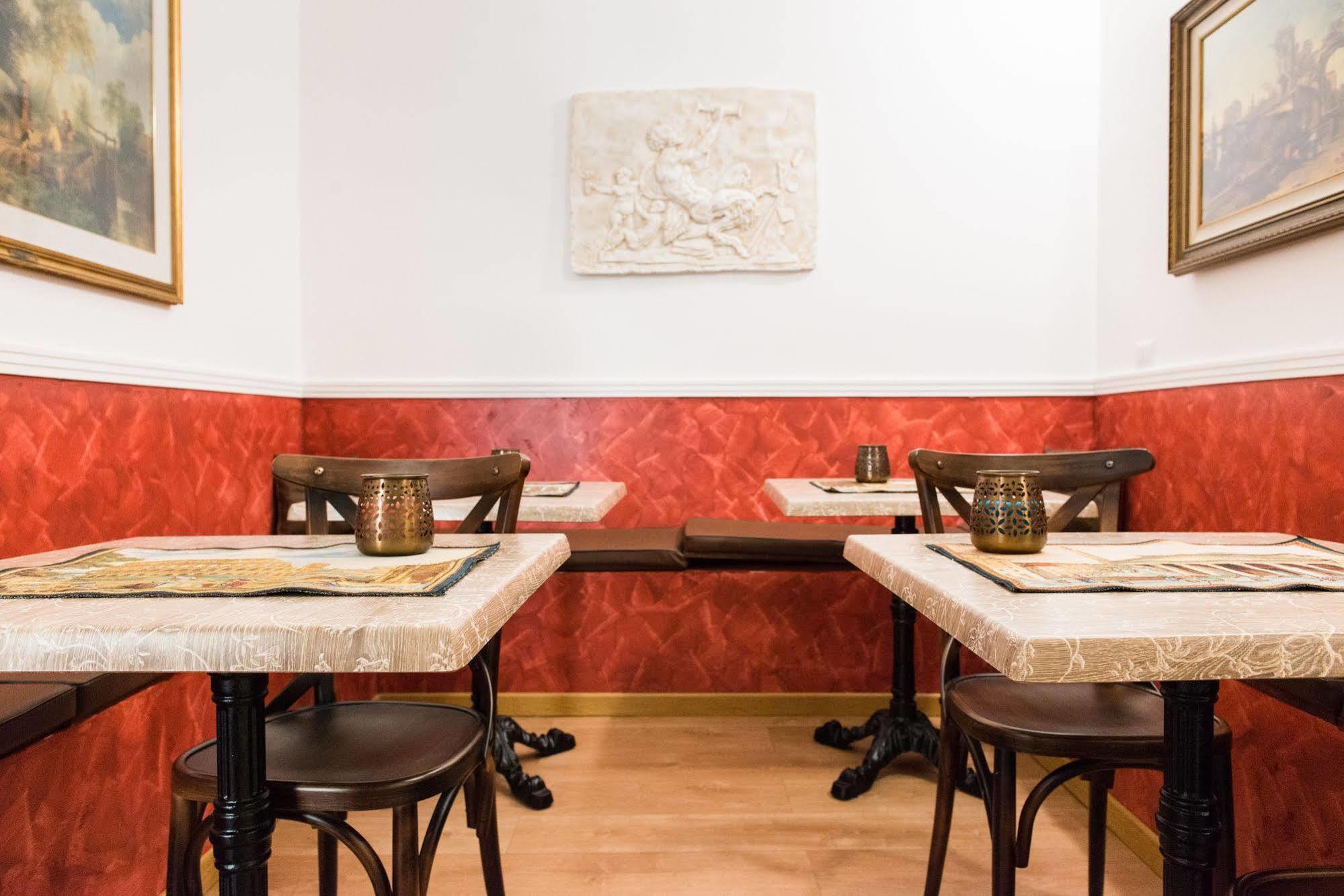 Bed and Breakfast Domus Capilupi Roma Exterior foto